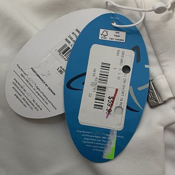 GREG NORMAN Pull On Golf Shorts Size Large White NEW Elastic Waist Active Sport - Picture 7 of 9